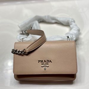 PRADA PATTINA CROSSBODY
